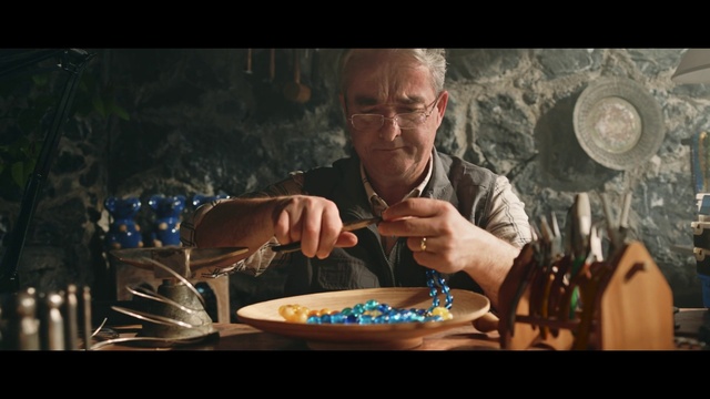 Video Reference: Tableware, Food, Eyewear, Glass, Art, Event, Artist, Fun, Comfort food, Cutlery