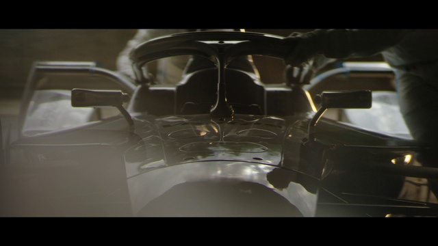 Video Reference: Hood, Automotive lighting, Motor vehicle, Automotive design, Bumper, Vehicle door, Vehicle, Eyewear, Personal luxury car, Tints and shades