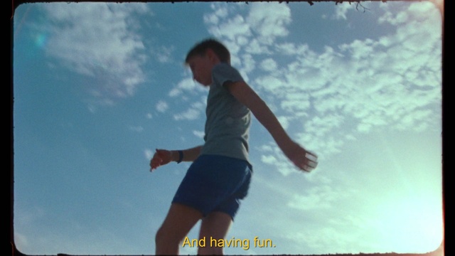 Video Reference: Sky, Cloud, Shorts, World, People in nature, Flash photography, Gesture, Happy, Leisure, Grass