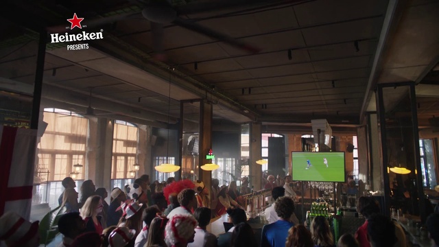 Video Reference: Jacket, T-shirt, Crowd, Event, Recreation, City, Competition event, Public event, Fan, Audience