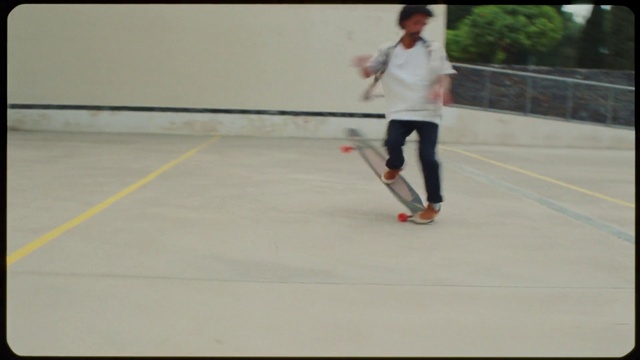 Video Reference: Footwear, Sports equipment, Shorts, Hockey, Floor hockey, Knee, Player, Sportswear, Flooring, Competition event