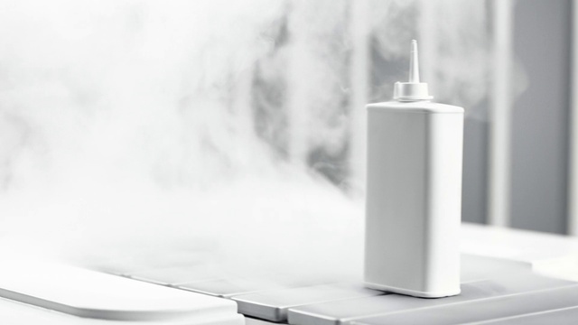 Video Reference: Grey, Gas, Automotive design, Cloud, Cylinder, Glass, Monochrome photography, Monochrome, Transparent material, Hood