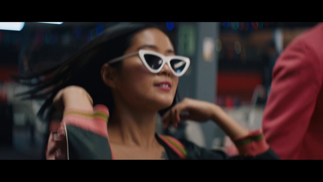 Video Reference: Glasses, Lip, Vision care, Hand, Goggles, Sunglasses, Eyewear, Flash photography, Street fashion, Gesture