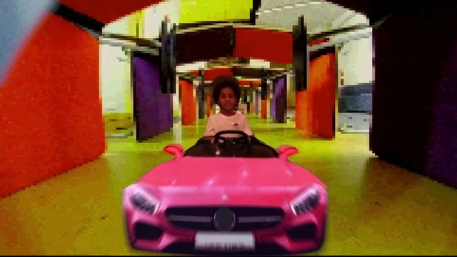 Video Reference: Vehicle, Photograph, Grille, Tire, Motor vehicle, Automotive lighting, Hood, Light, Car, Fashion