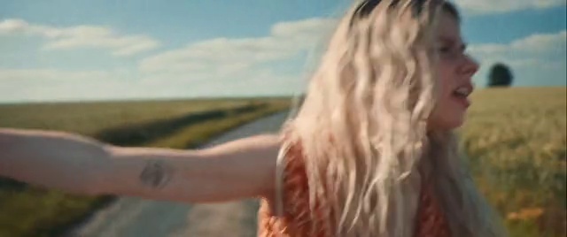 Video Reference: Cloud, Sky, Gesture, Happy, Travel, Grass, Surfer hair, Layered hair, Wrist, Human leg