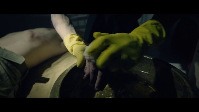 Video Reference: Hand, Jaw, Gesture, Finger, Plant, Wrist, Elbow, Thumb, Vehicle door, Auto part