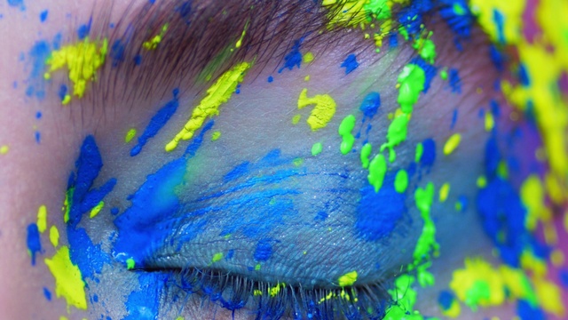 Video Reference: Colorfulness, Green, Liquid, Organism, Art, Art paint, Geological phenomenon, Electric blue, Feather, Pattern