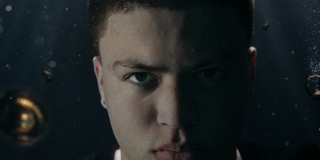 Video Reference: Forehead, Nose, Cheek, Lip, Eyebrow, Eyelash, Mouth, Ear, Flash photography, Jaw