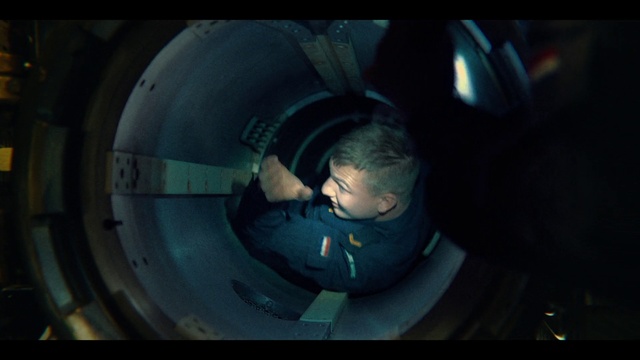 Video Reference: Flash photography, Automotive tire, Automotive lighting, Gas, Circle, Electric blue, Space, Auto part, Automotive wheel system, Toddler