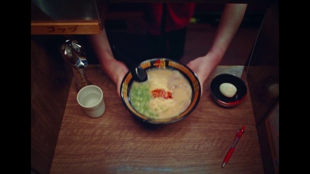 Video Reference: Food, Tableware, Table, Dishware, Ingredient, Recipe, Mixing bowl, Kitchen appliance, Cooking, Kitchen utensil