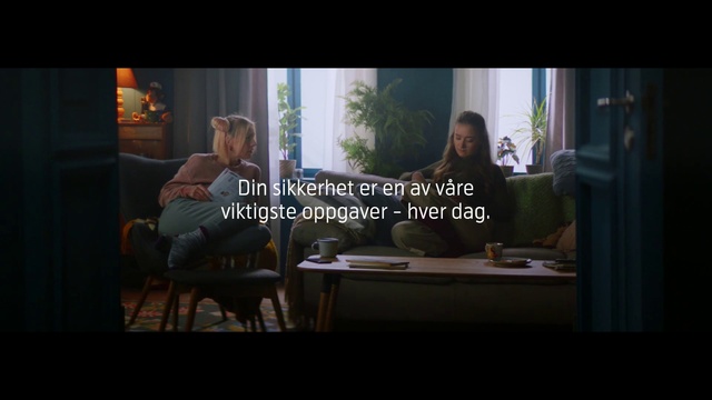 Video Reference: Furniture, Table, Interior design, Comfort, Interaction, Sharing, Adaptation, Font, Plant, Event