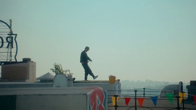 Video Reference: Sky, Grey, Atmospheric phenomenon, Fence, Gas, Rolling, Roof, Travel, Asphalt, Horizon