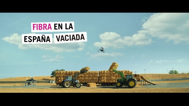 Video Reference: Wheel, Cloud, Tire, Sky, Vehicle, Automotive tire, Motor vehicle, Agricultural machinery, Agriculture, Plant