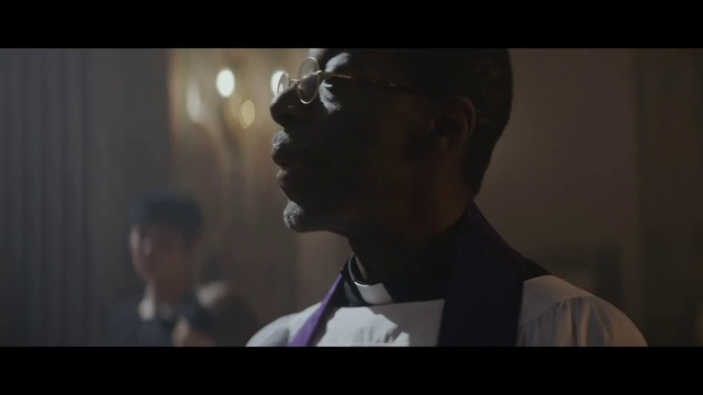 Video Reference: Vision care, Flash photography, Jaw, Eyewear, Hat, Entertainment, Audio equipment, Event, Darkness, Formal wear