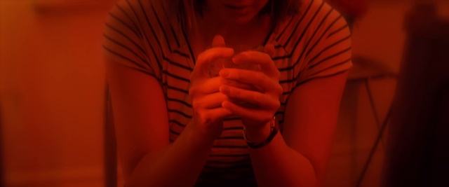 Video Reference: Human body, Neck, Sleeve, Flash photography, Gesture, Wood, Nail, Thumb, Shorts, Wrist