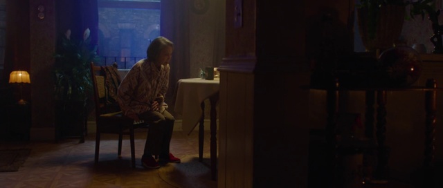 Video Reference: Chair, Entertainment, Performing arts, Window, Event, Darkness, Music, Musician, Room, Wood