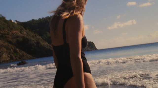 Video Reference: Sky, Water, Azure, Flash photography, People in nature, Dress, Happy, Sunlight, Coastal and oceanic landforms, Beach