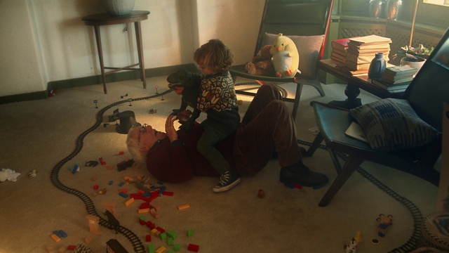 Video Reference: Interior design, Comfort, Flooring, Floor, Wood, Fun, Art, Lamp, Stool, Living room