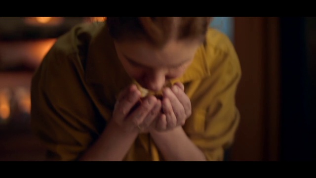 Video Reference: Nose, Eyebrow, Human body, Ear, Neck, Jaw, Gesture, Thumb, Flash photography, Nail