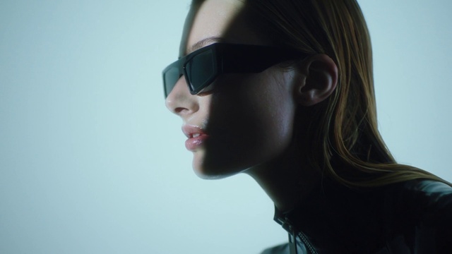 Video Reference: Face, Lip, Chin, Eyebrow, Vision care, Goggles, Flash photography, Lipstick, Neck, Jaw