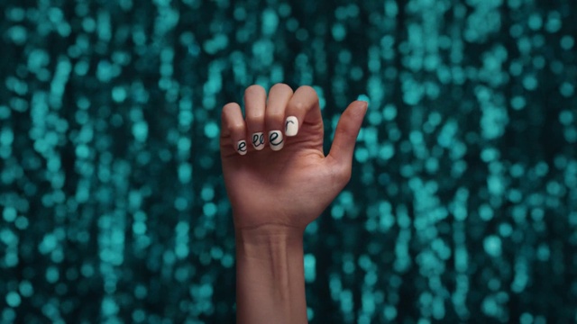 Video Reference: Green, Plant, Vertebrate, People in nature, Blue, Organism, Tree, Finger, Wood, Body jewelry