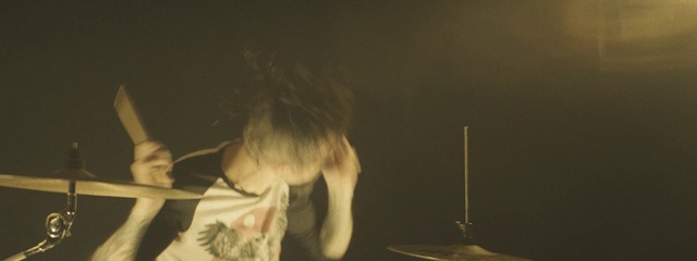 Video Reference: Flash photography, Gesture, Entertainment, Elbow, Performing arts, Event, Darkness, Midnight, Performance art, Heat