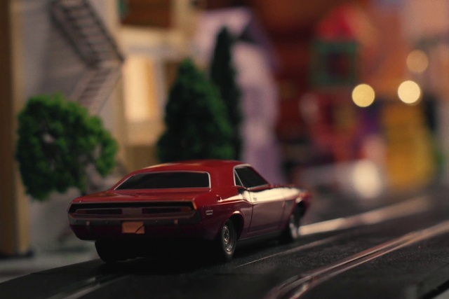 Video Reference: Land vehicle, Car, Vehicle, Tire, Wheel, Automotive lighting, Automotive design, Motor vehicle, Hood, Automotive exterior