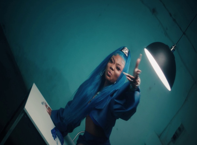 Video Reference: Flash photography, Gesture, Electric blue, Space, Event, Fun, Room, Lens flare, Circle, Audio equipment