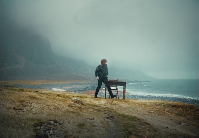 Video Reference: Water, Cloud, Sky, Coastal and oceanic landforms, Travel, Beach, Lake, Fog, Landscape, Horizon