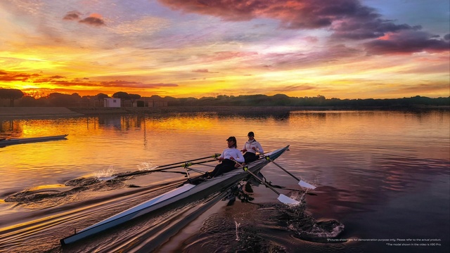 Video Reference: Cloud, Water, Sky, Boat, Watercraft, Nature, Vehicle, Afterglow, Boats and boating--Equipment and supplies, Dusk