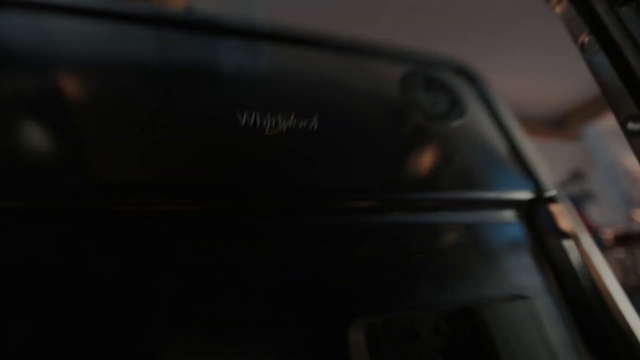 Video Reference: Communication Device, Personal luxury car, Bumper, Tints and shades, Gadget, Automotive exterior, Automotive design, Mobile phone, Portable communications device, Electric blue