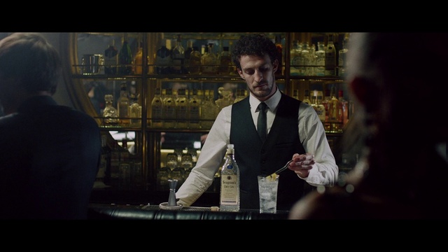 Video Reference: Flash photography, Formal wear, Event, Dress shirt, Darkness, Fun, White-collar worker, Tie, Beard, City