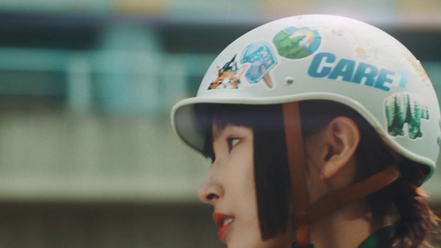 Video Reference: Helmet, Hard hat, Sports gear, Hat, Headgear, Cap, Personal protective equipment, Leisure, Electric blue, Fashion accessory
