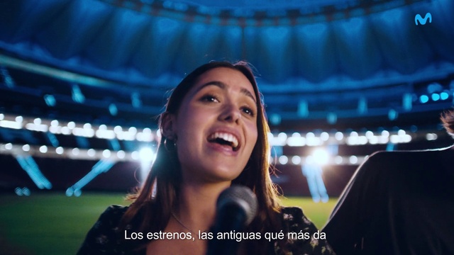 Video Reference: Smile, Flash photography, Fashion, Performing arts, Music artist, Happy, Entertainment, Fun, Leisure, Stage