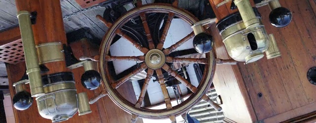 Video Reference: Automotive tire, Wood, Alloy wheel, Wheel, Motor vehicle, Automotive design, Rim, Spoke, Hubcap, Auto part