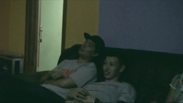 Video Reference: Jaw, Gesture, Comfort, Elbow, Fun, Event, T-shirt, Thumb, Room, Darkness