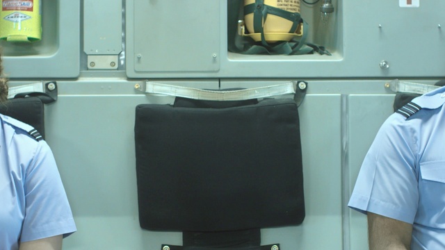 Video Reference: Vehicle, Gas, Motor vehicle, Technology, Auto part, Machine, Automotive exterior, Vehicle door, Room, Commercial vehicle