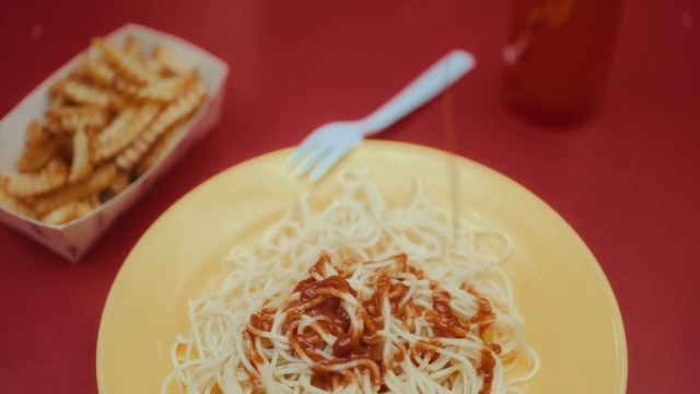 Video Reference: Food, Tableware, Al dente, Rice noodles, Ingredient, Recipe, Noodle, Pasta, Dishware, Staple food