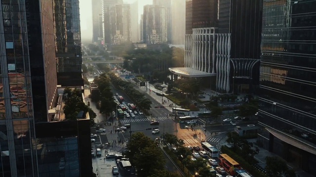 Video Reference: Skyscraper, Building, Car, Tower block, World, Vehicle, Cityscape, Urban design, Thoroughfare, Neighbourhood