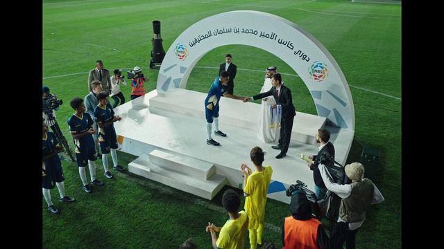 Video Reference: Trousers, Green, World, Player, Grass, Yellow, Championship, Competition event, Ball game, Team sport