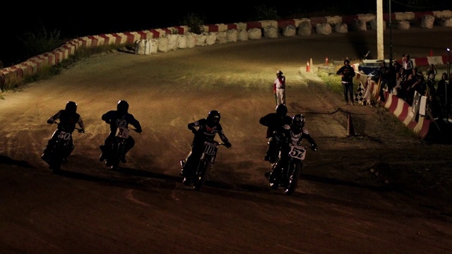 Video Reference: Tire, Wheel, Motorcycle, Vehicle, Motorcycle racer, Racing, Competition event, Automotive tire, Motorcycling, Recreation