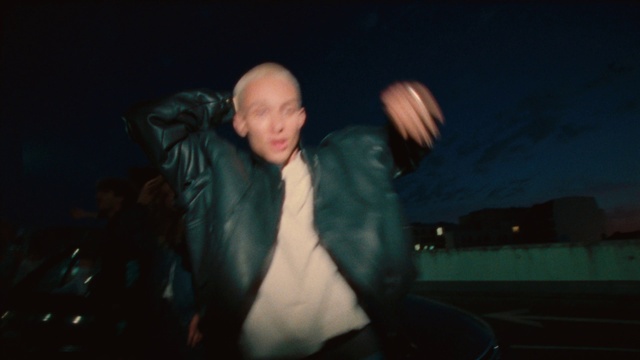 Video Reference: Flash photography, Gesture, Jacket, Midnight, Event, Darkness, Fun, Formal wear, Fur, Performance