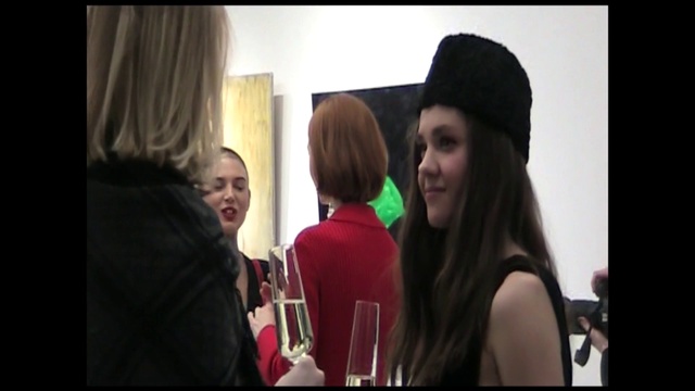 Video Reference: Flash photography, Curtain, Magenta, Fun, Happy, Event, Cap, Room, Street fashion, Fashion design