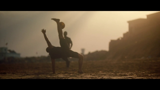 Video Reference: Atmosphere, Sky, People in nature, Human body, Flash photography, Happy, Gesture, Landscape, Heat, Horizon