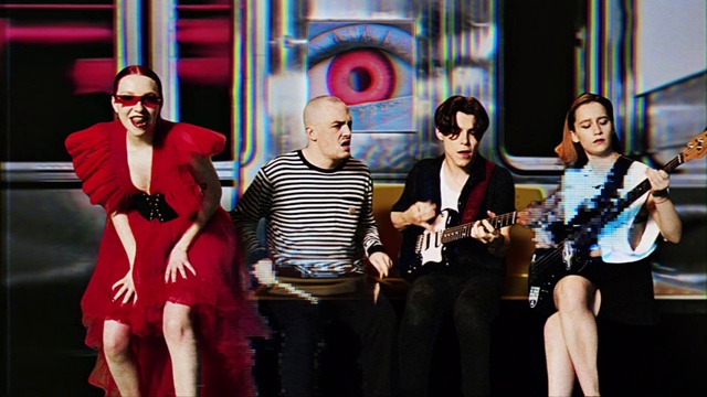 Video Reference: Fashion, Vision care, Eyewear, Entertainment, Hat, Social group, Music, Sunglasses, Fun, Performing arts