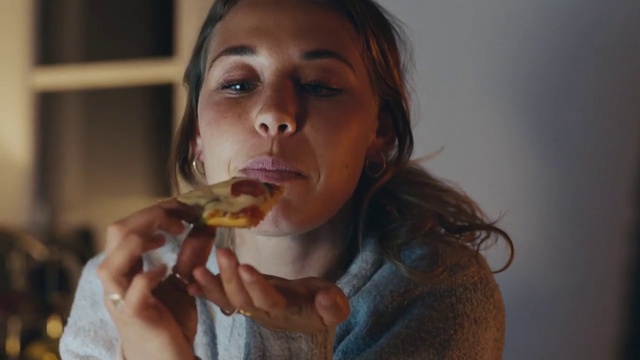 Video Reference: Nose, Lip, Food, Eye, Mouth, Eyelash, Jaw, Tableware, Food craving, Recipe