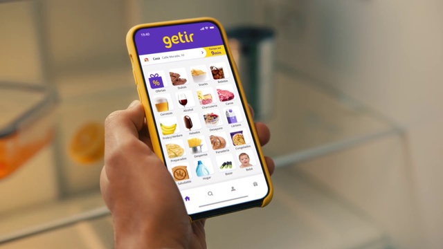 Video Reference: Hand, Mobile phone, Telephone, Telephony, Mobile device, Gesture, Finger, Portable communications device, Communication Device, Smartphone