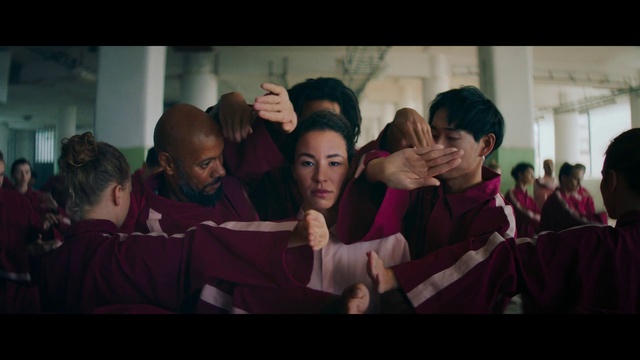 Video Reference: Flash photography, Gesture, Happy, Event, Magenta, Font, Team, Fun, Entertainment, Crowd