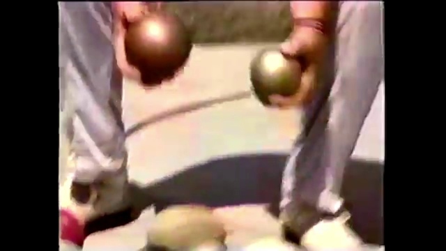 Video Reference: Gesture, Thigh, Ball, Art, Sports equipment, Font, Human leg, Knee, Event, Competition event