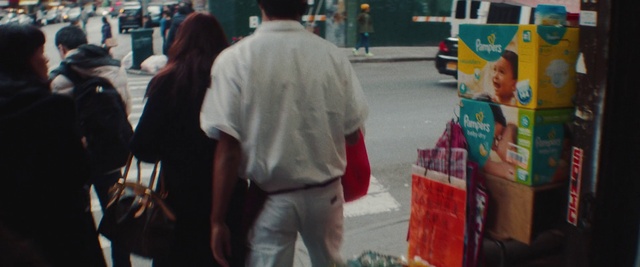 Video Reference: Gesture, Street fashion, Public space, Fun, Road, T-shirt, Event, Travel, City, Motor vehicle